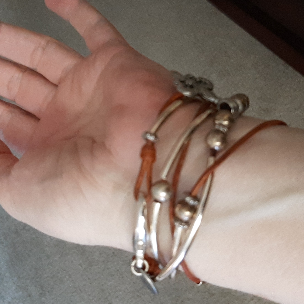 Lizzy James classic , 2 strand strand in light brown, gold tone and silver tone - Picture 2 of 5